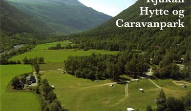 Rjukan hytte og caravanpark is situated 5 m east of Rjukan town center