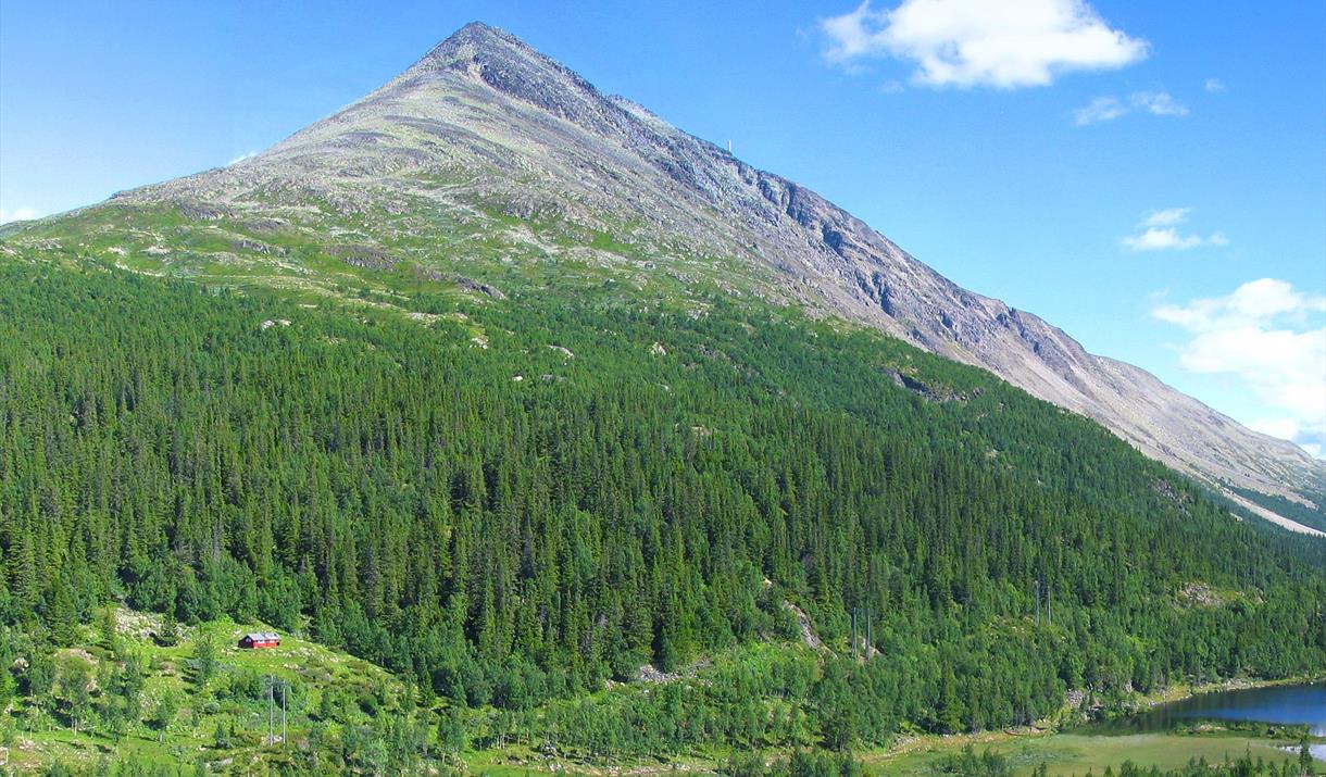 Gaustatoppen fra Rjukan eller Selstali Seter