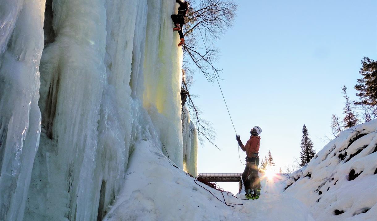 Ice Climbing Course for Beginners