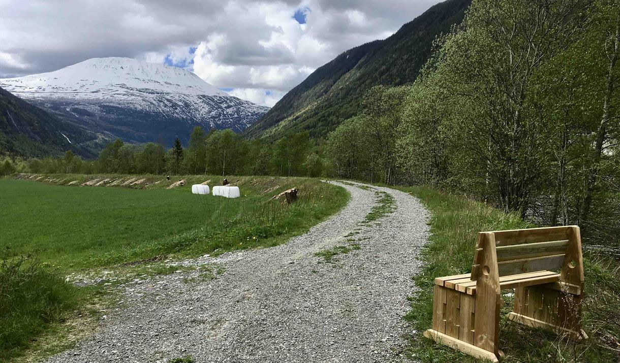 Pilegrimsvandring etappe 5 Mæl kyrkje - Dal kyrkje