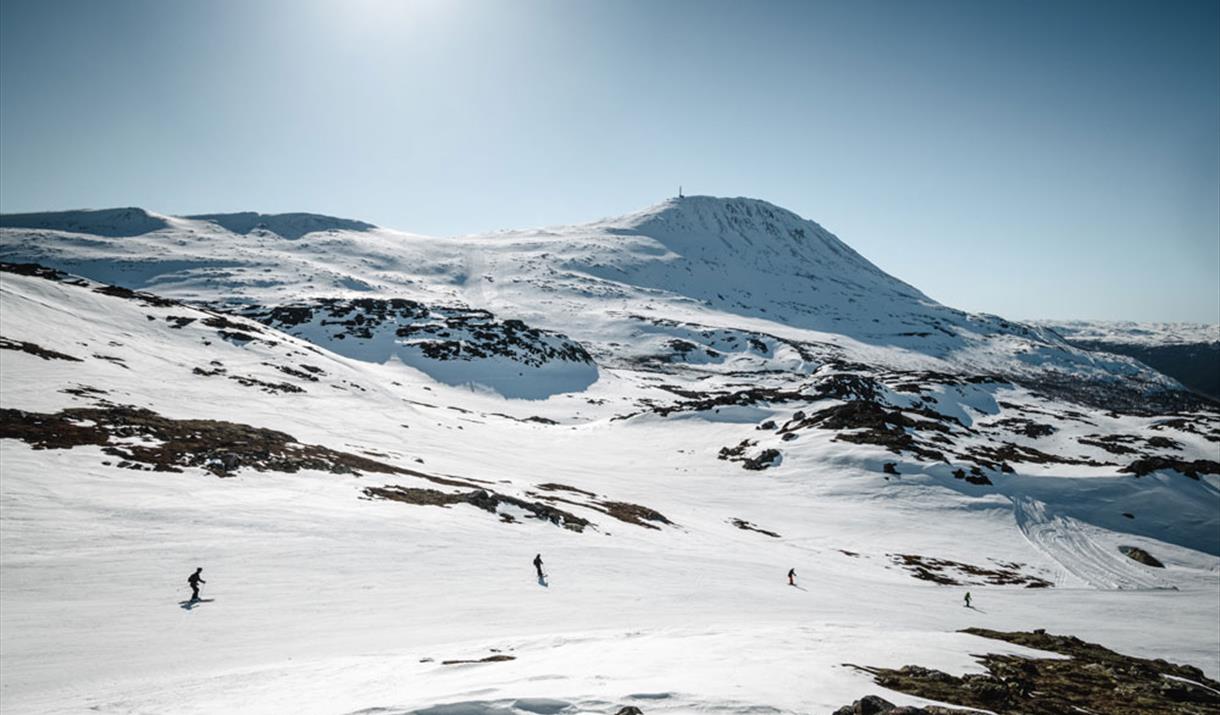 people on the alpine slope at Gausta ski centre