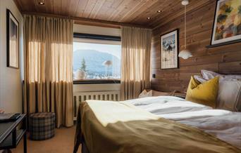 double room with a view of Gaustatoppen