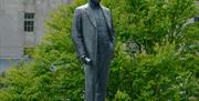 Statue of Sam Eyde